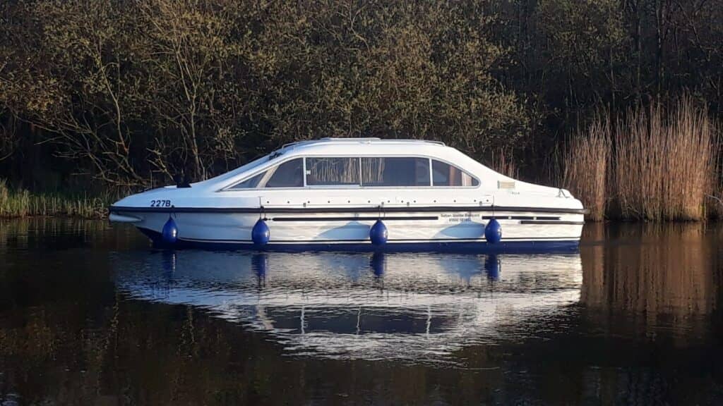 Explore Sutton Broad by Electric Boat